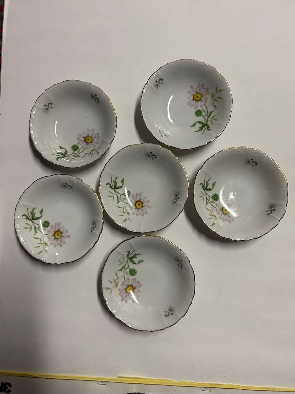 Fine Bohemian Porcelain Floral Dessert Bowls - White with Pink Flower (Set of 6)